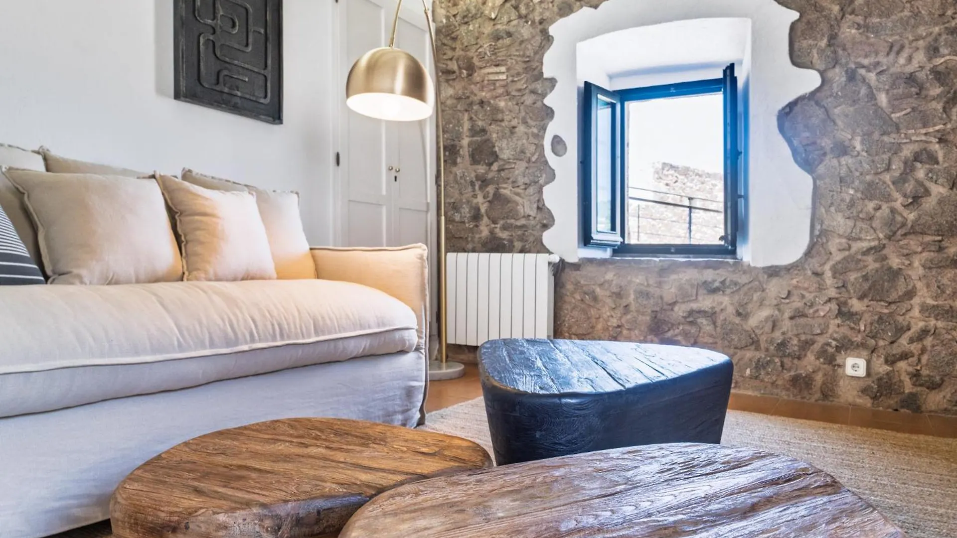 Stay In A 14Th-Century House With Pool In Tossa Tossa de Mar